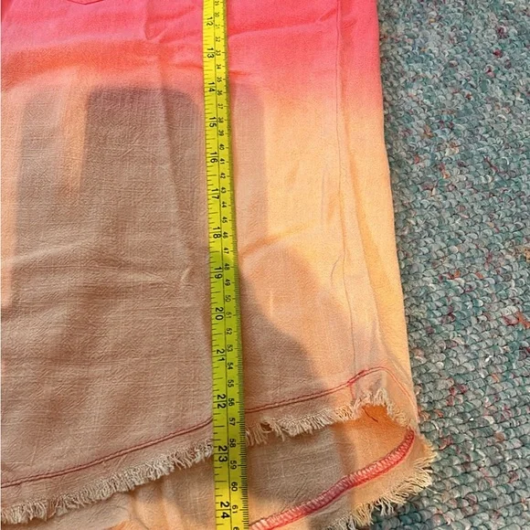 NWT TIE DYE UMGEE TEE - Picture 7 of 7